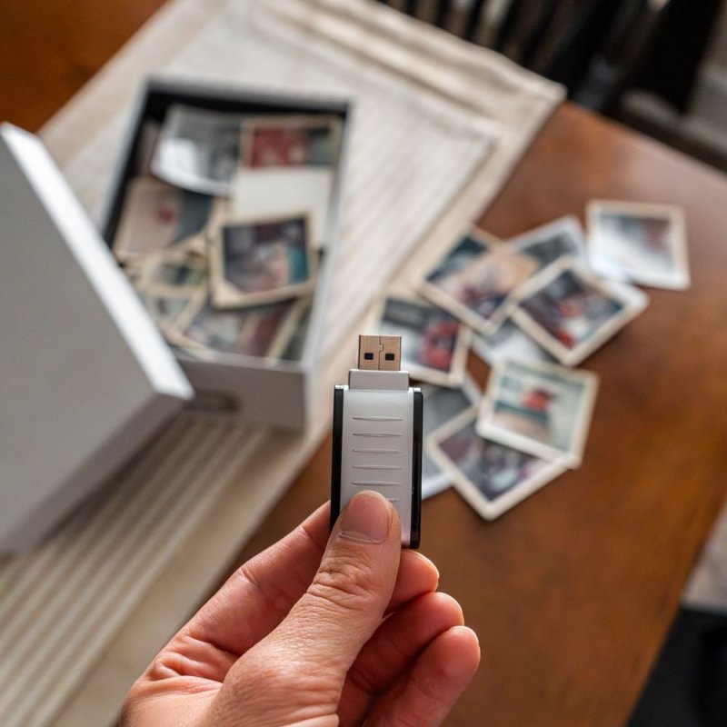 32 GB USB (Line Seri 30x60)